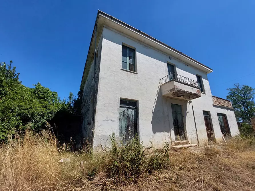 Immagine 5 di Rustico / casale in vendita  in Via Quaresima, snc a Mosciano Sant'angelo