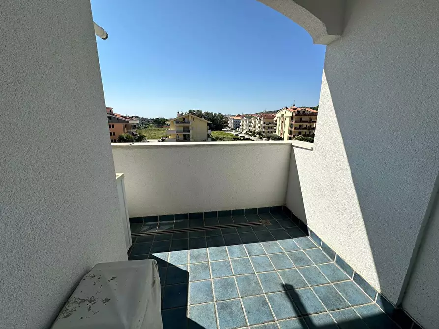 Immagine 10 di Appartamento in vendita  in Via Leonardo Da Vinci, 35 a Tortoreto