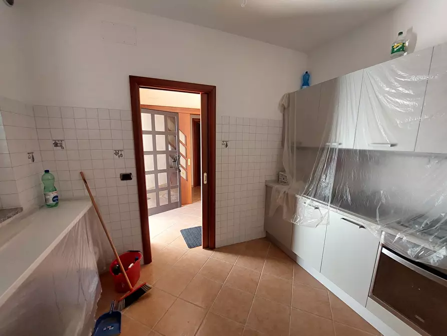 Immagine 5 di Appartamento in vendita  in Via Garibaldi, 5 a Mosciano Sant'angelo