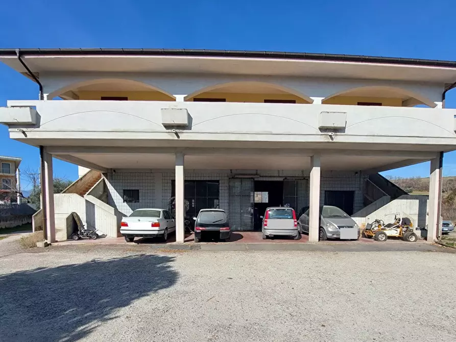 Immagine 3 di Appartamento in vendita  in Via Garibaldi, 5 a Mosciano Sant'angelo