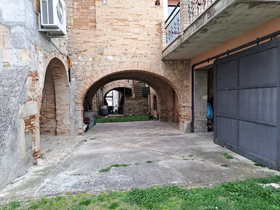 Immagine 28 di Villa in vendita  in Via Roma di Villa Penna, 32 a Bellante