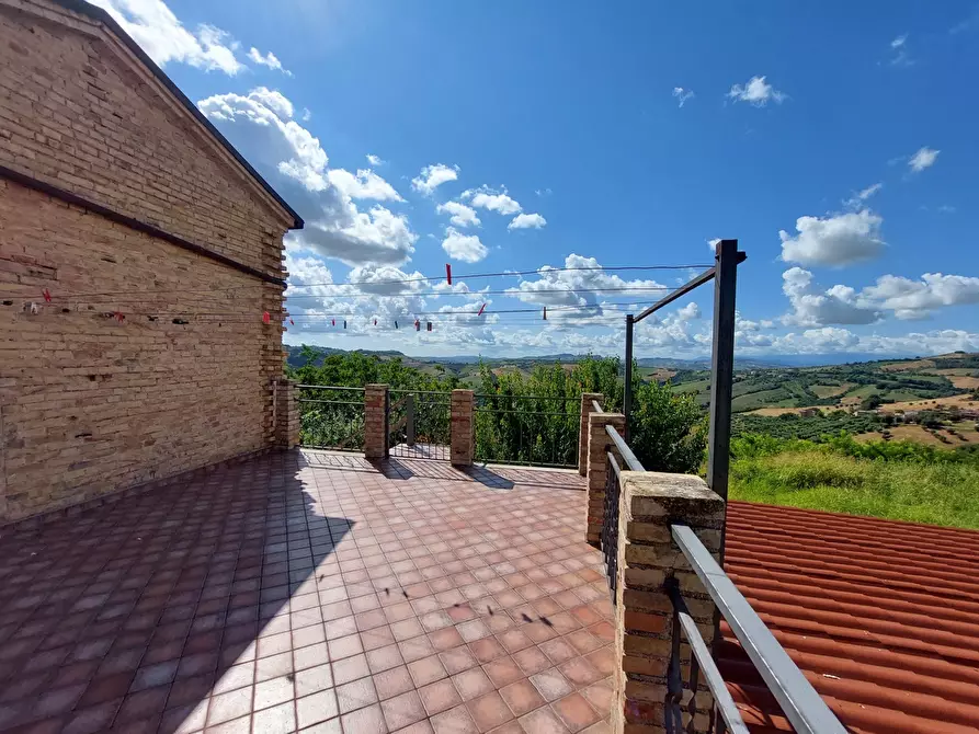 Immagine 12 di Villa in vendita  in Via Roma di Villa Penna, 32 a Bellante