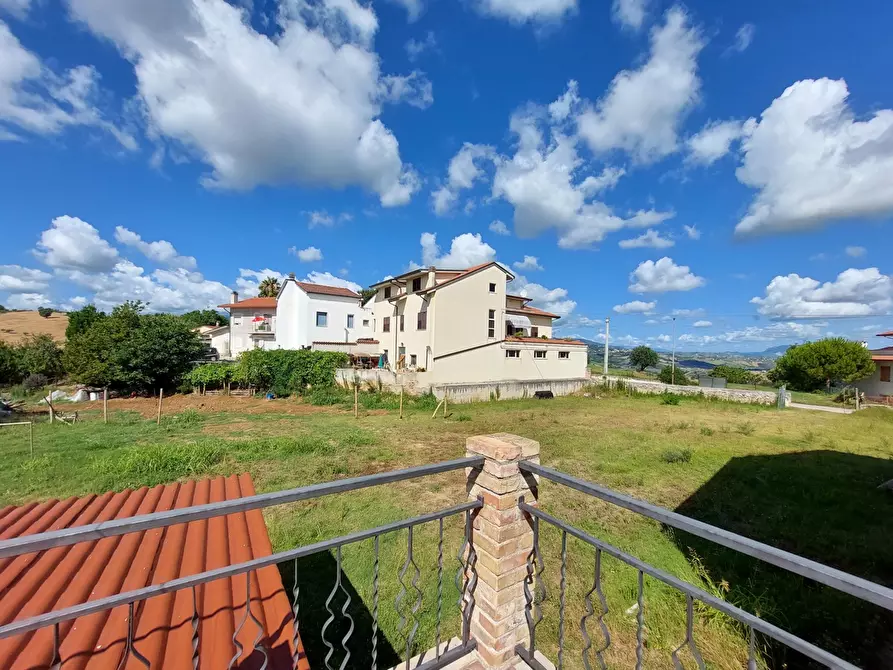 Immagine 13 di Villa in vendita  in Via Roma di Villa Penna, 32 a Bellante