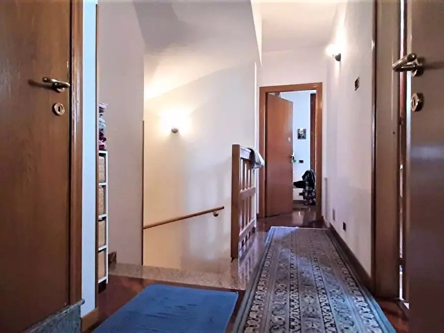 Immagine 4 di Casa bifamiliare in vendita  in Via della Repubblica, 26 a Tortoreto