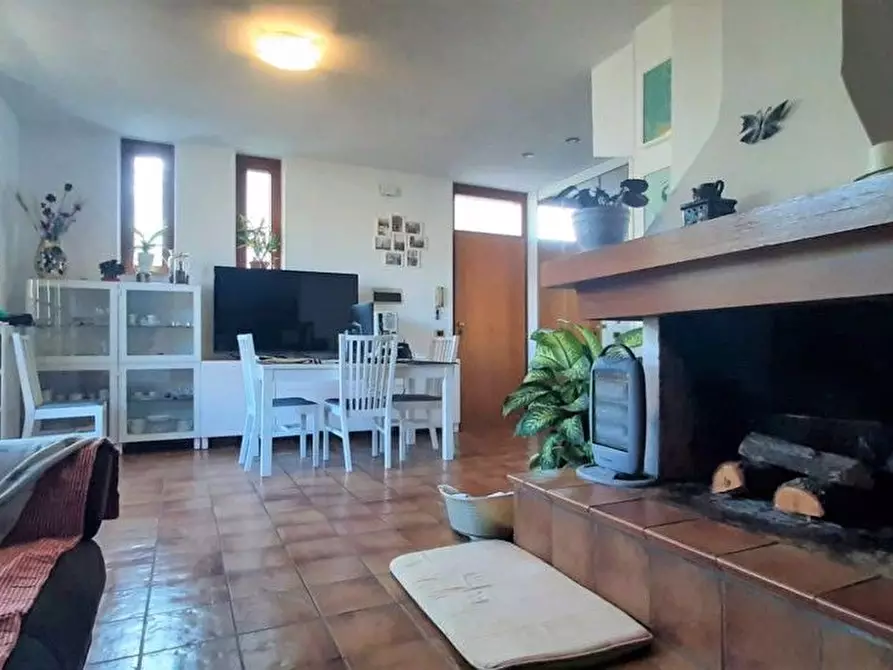 Immagine 13 di Casa bifamiliare in vendita  in Via della Repubblica, 26 a Tortoreto