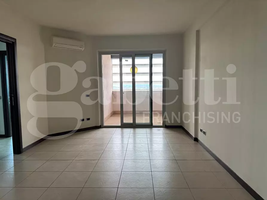 Immagine 3 di Ufficio in vendita  in Via Ufente, 20 a Latina