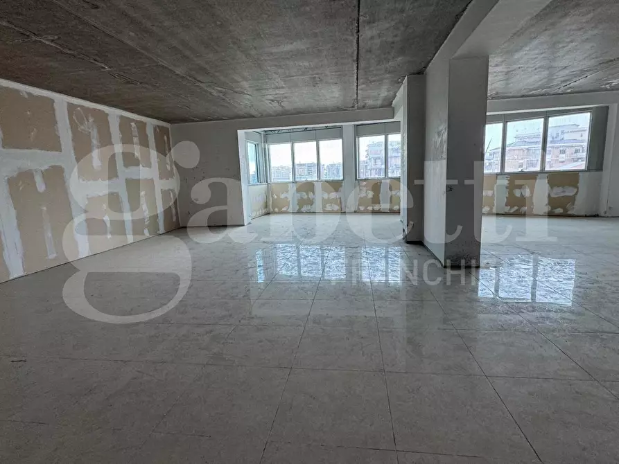 Immagine 5 di Ufficio in vendita  in Via Ufente, 20 a Latina