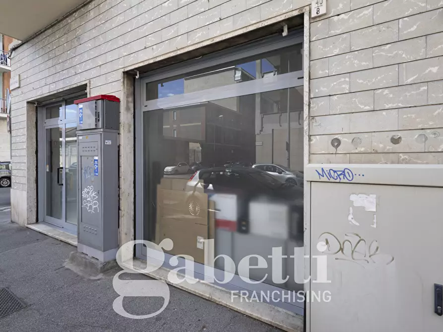 Immagine 33 di Negozio in vendita  in Via Vandalino, 142 a Torino