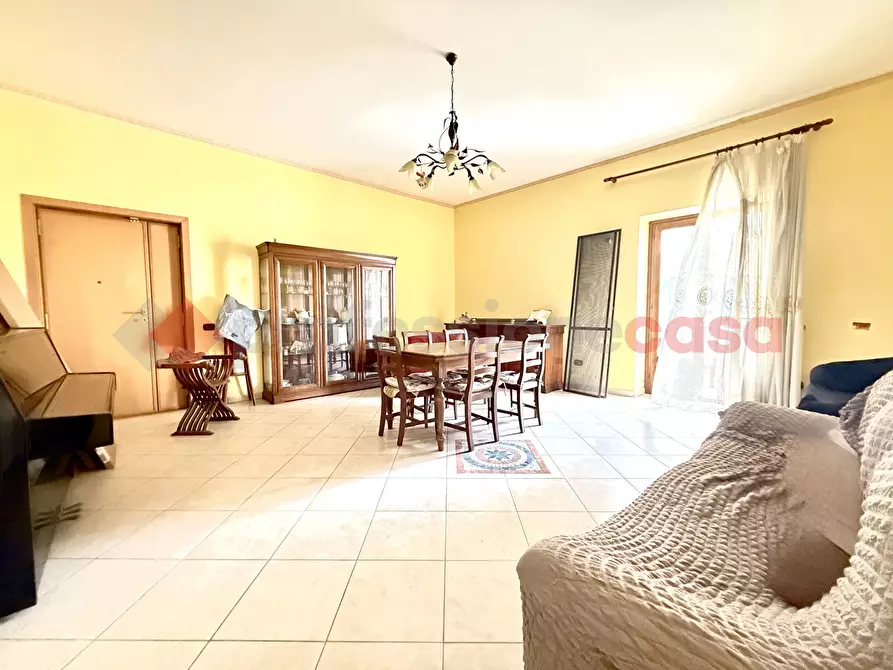 Immagine 2 di Appartamento in vendita  in Via Clanio, 29 a Acerra
