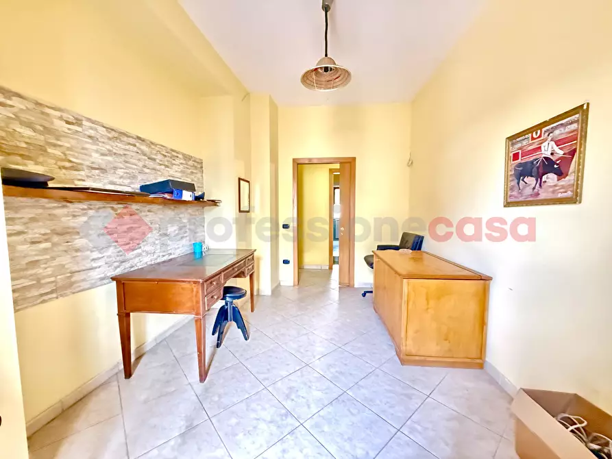 Immagine 11 di Appartamento in vendita  in Via Clanio, 29 a Acerra