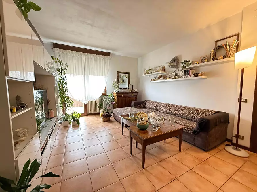 Immagine 7 di Appartamento in vendita  in Viale Teosa, 1 a Chiari