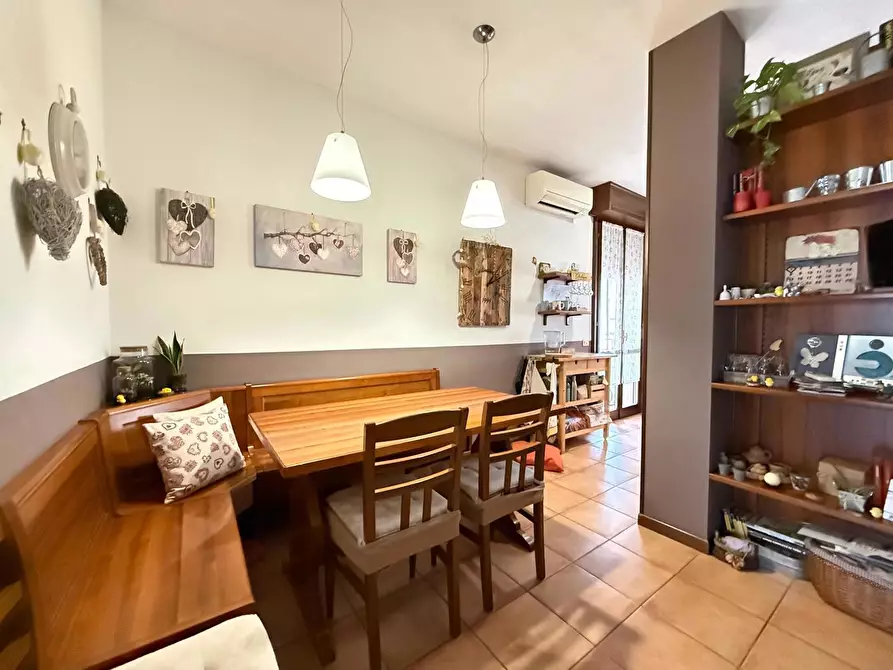 Immagine 11 di Appartamento in vendita  in Viale Teosa, 1 a Chiari