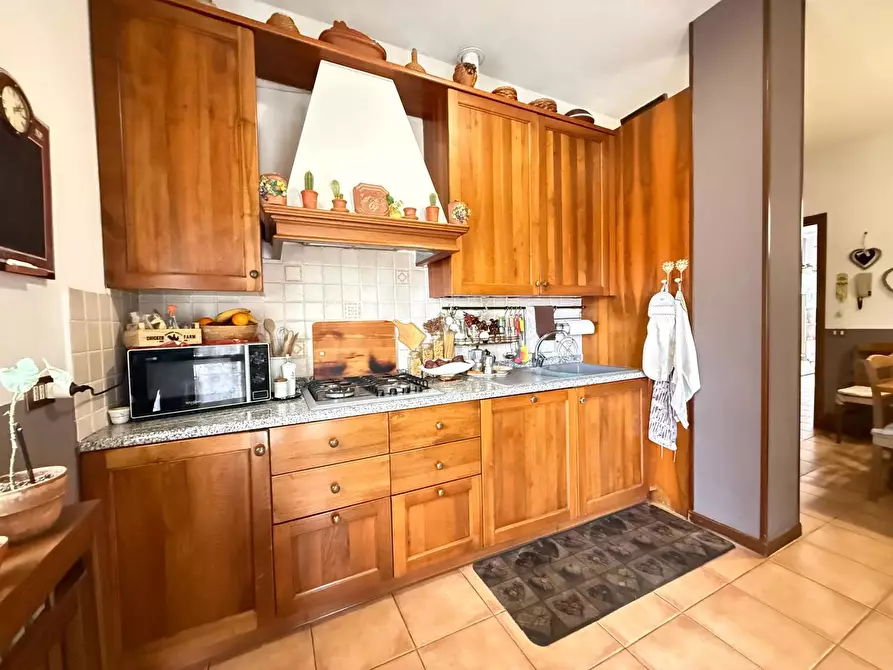 Immagine 8 di Appartamento in vendita  in Viale Teosa, 1 a Chiari