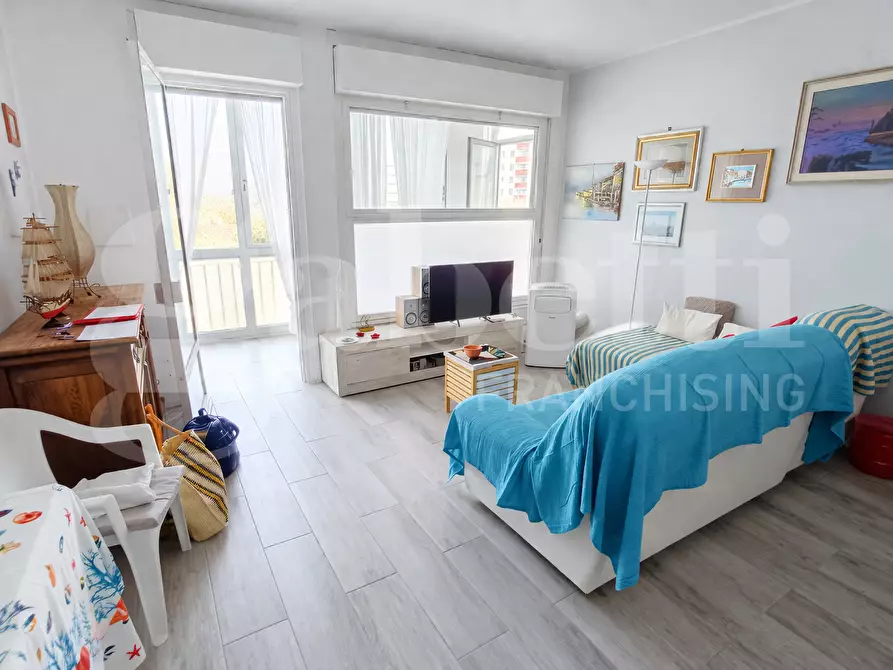 Immagine 5 di Appartamento in vendita  in Via ISOLA VERDE - VIA DELLE NAZIONI UNITE, 00 a Chioggia