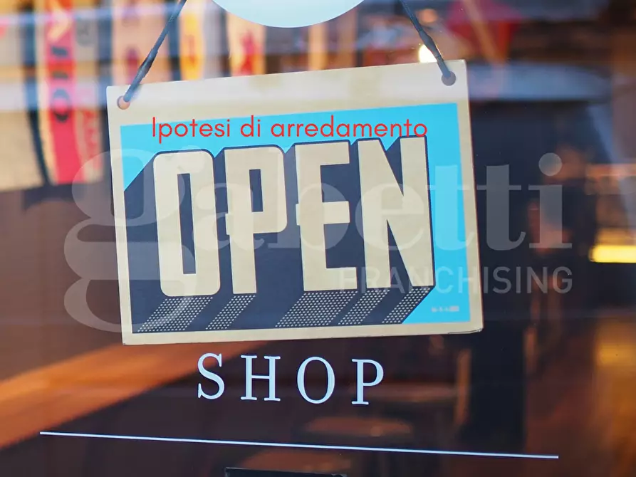 Immagine 12 di Negozio in vendita  in Via CHIOGGIA - CORSO DEL POPOLO, 00 a Chioggia