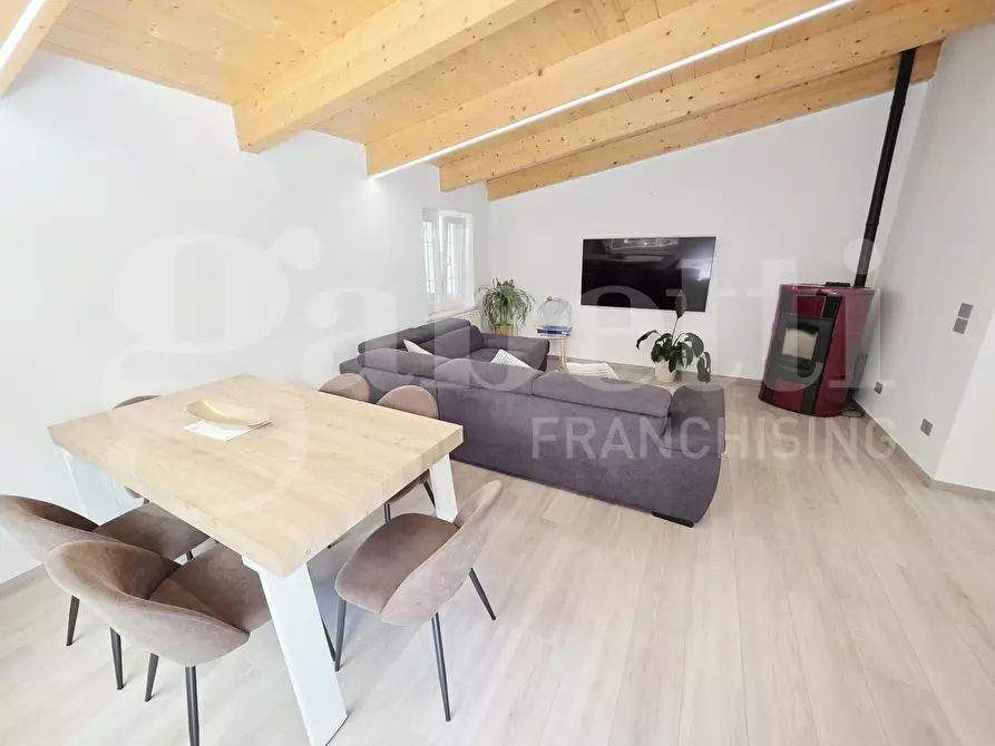 Immagine 16 di Casa indipendente in vendita  in Via BOSCHETTI, 11 a Bastia Umbra