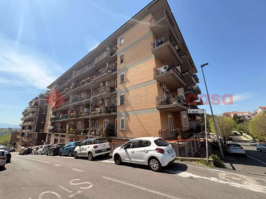 Immagine 2 di Box auto in vendita  in Via Gioacchino Belli, 17 a Guidonia Montecelio