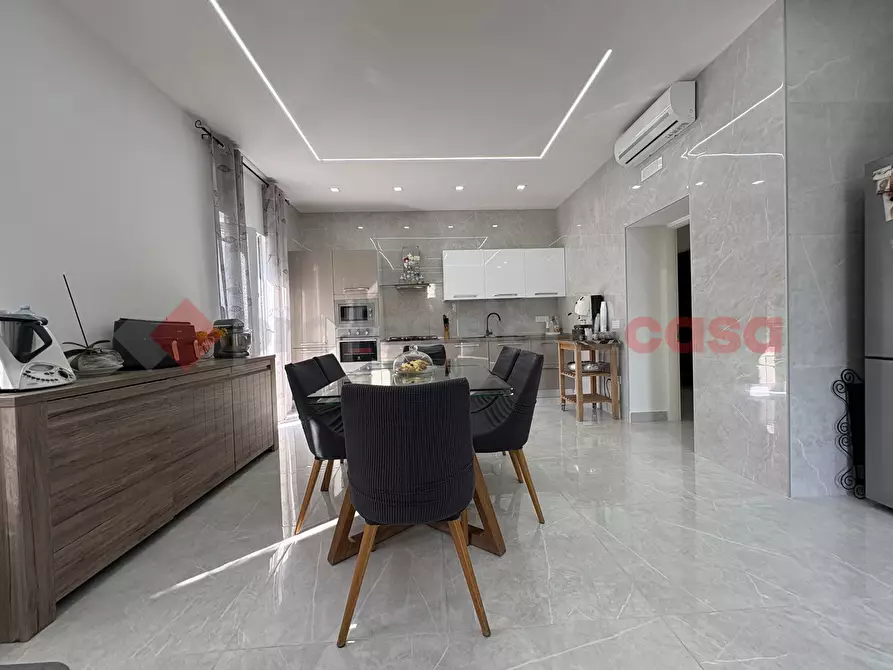 Immagine 25 di Villa in vendita  in Via CASALEGNO, 24 a Terracina