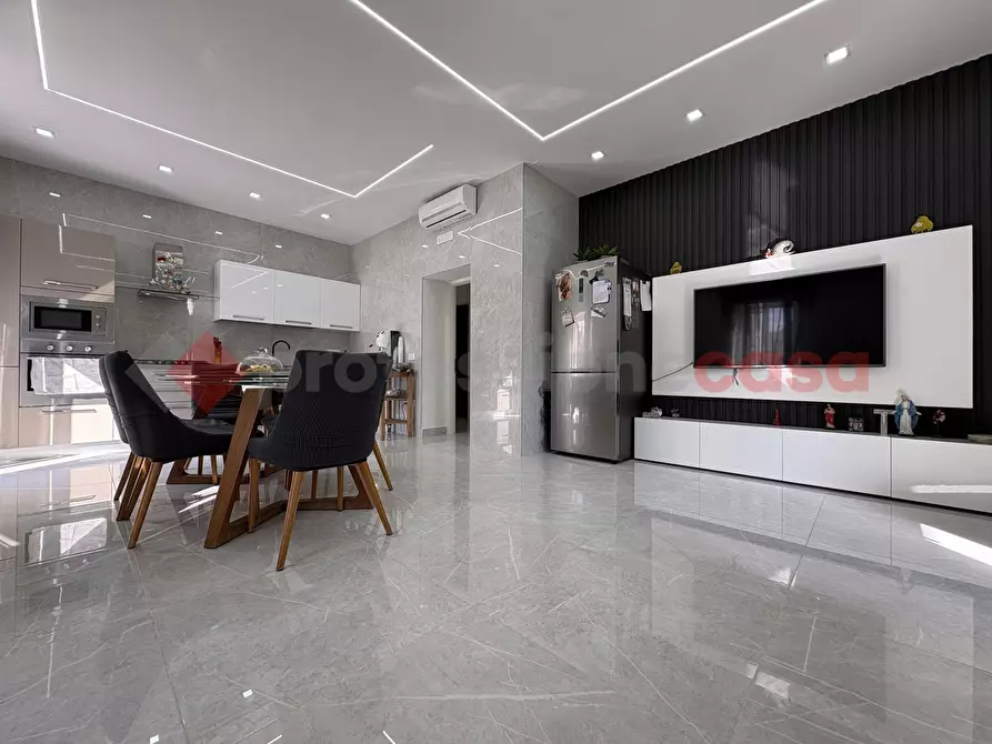 Immagine 10 di Villa in vendita  in Via CASALEGNO, 24 a Terracina
