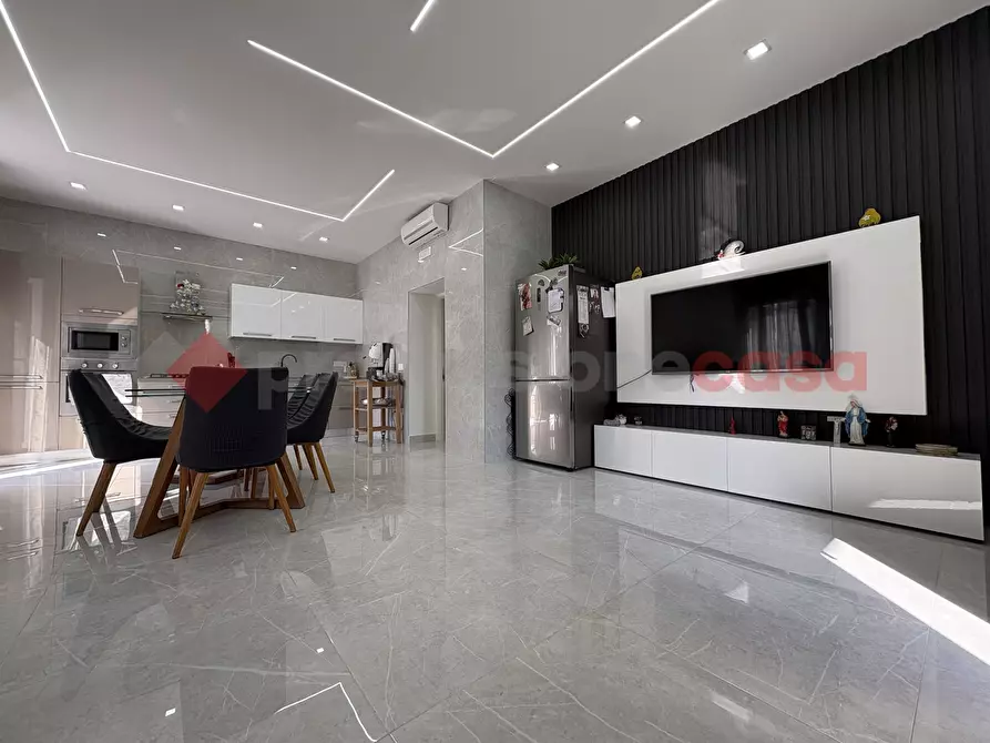 Immagine 8 di Villa in vendita  in Via CASALEGNO, 24 a Terracina