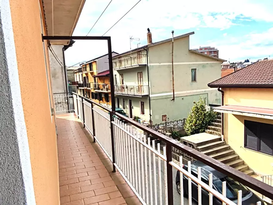 Immagine 21 di Appartamento in vendita  in Via C. BATTISTI, 38 a Girifalco