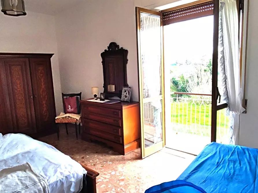 Immagine 10 di Appartamento in vendita  in Via C. BATTISTI, 38 a Girifalco