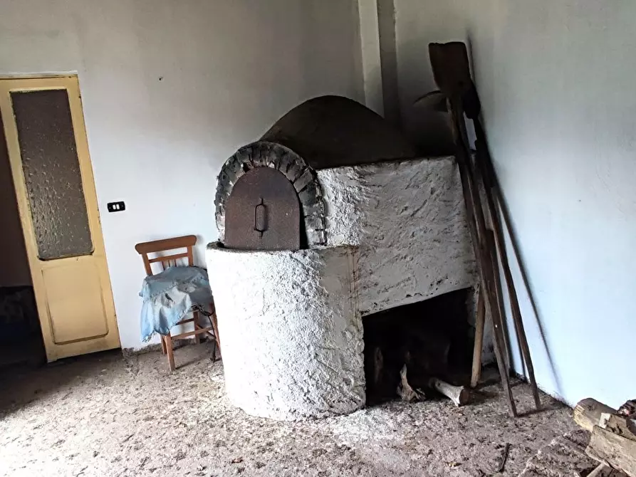 Immagine 28 di Appartamento in vendita  in Via C. BATTISTI, 38 a Girifalco