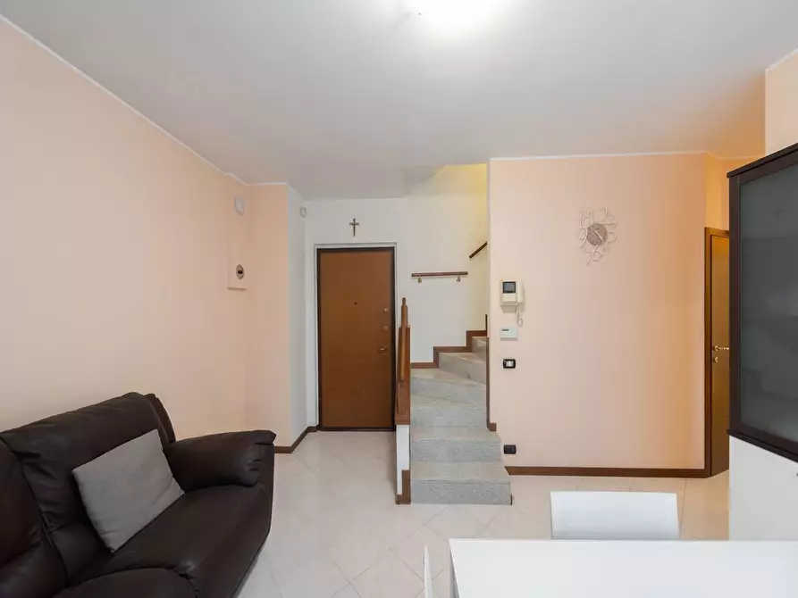 Immagine 4 di Appartamento in vendita  in Via CONFALONIERI, 16 a Costa Masnaga