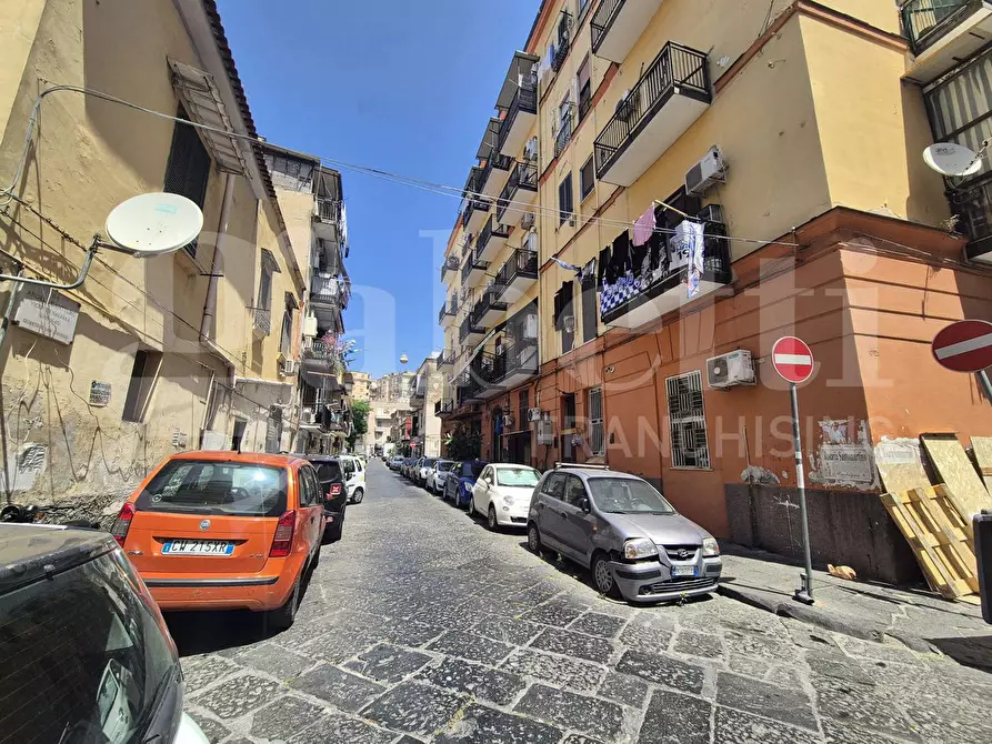 Immagine 13 di Appartamento in vendita  in Via Andrea Cantelmo a Napoli
