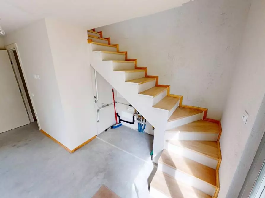 Immagine 13 di Casa indipendente in vendita  in Contrada Vallememoria, 84 a Recanati