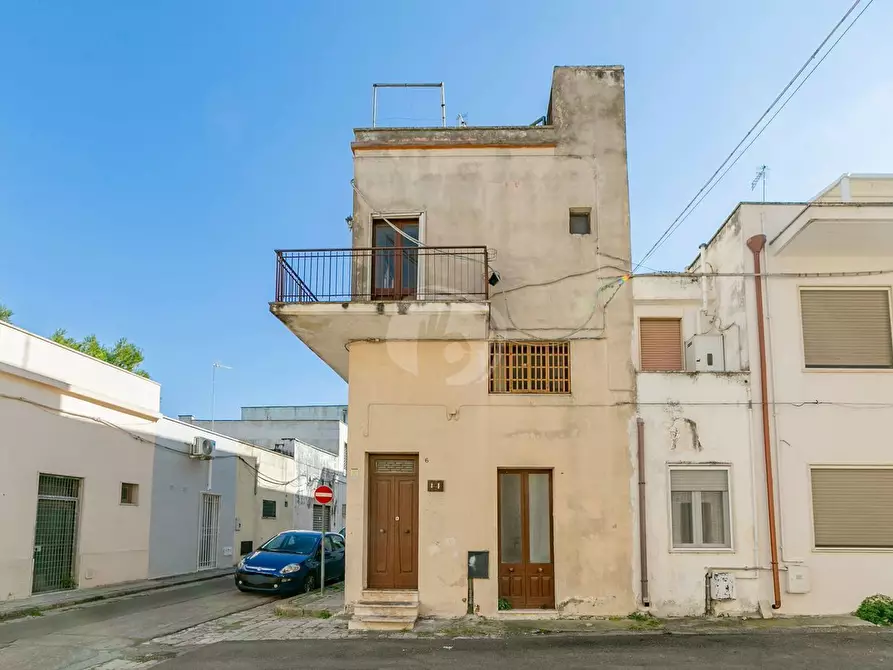 Immagine 2 di Casa indipendente in vendita  in Piazza Elia, 6 a Nardo'