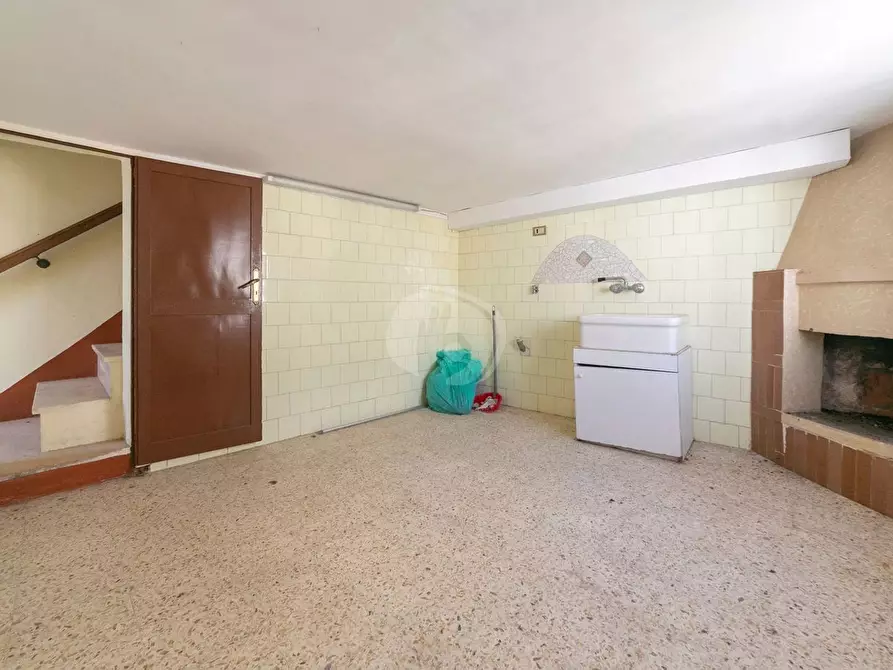 Immagine 10 di Casa indipendente in vendita  in Piazza Elia, 6 a Nardo'