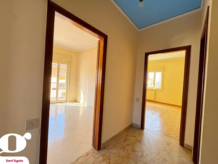 Immagine 6 di Appartamento in vendita  in Via CAIROLI, 6 a Sant'agata Di Militello