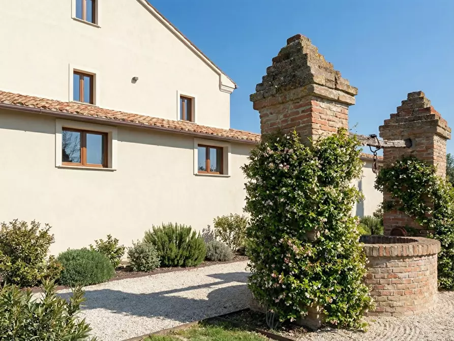 Immagine 4 di Rustico / casale in vendita  in Contrada Santa Maria in Potenza, 1 a Potenza Picena