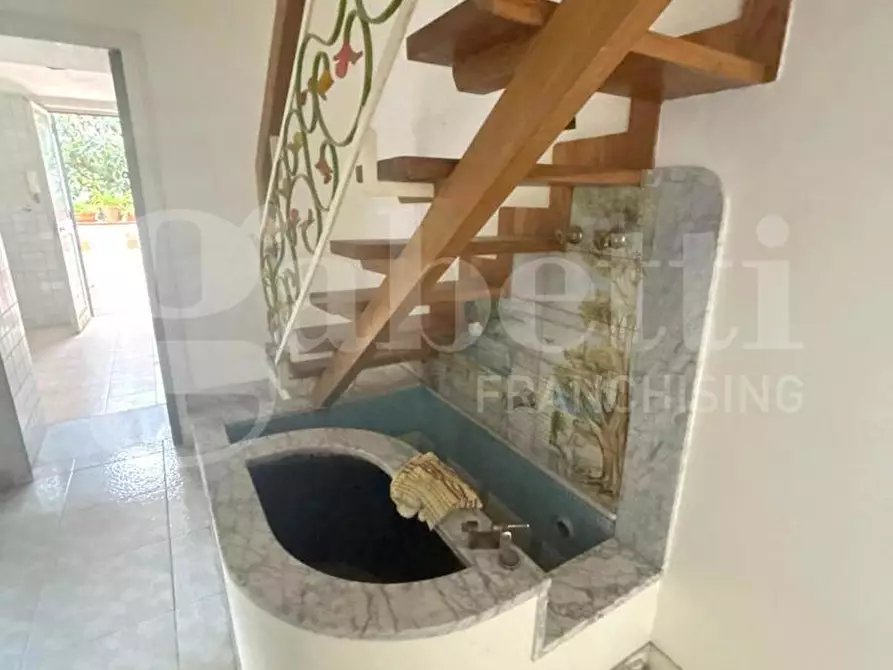 Immagine 17 di Appartamento in vendita  in Via san carlo alle mortelle a Napoli