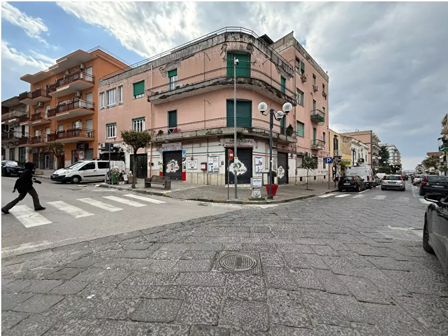 Immagine 1 di Negozio in vendita  in Via Antonio D'Auria, snc a Sant'anastasia