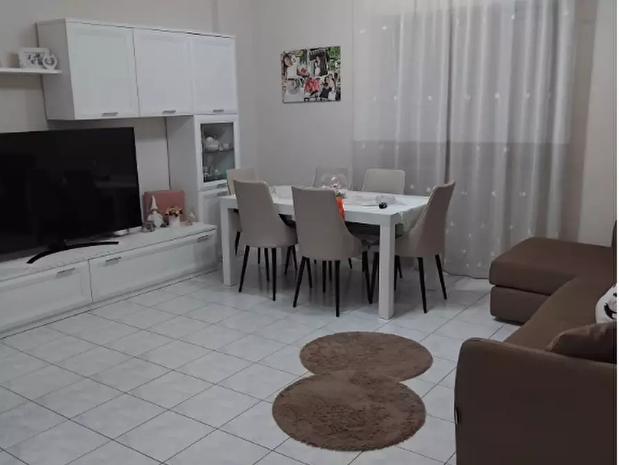 Immagine 1 di Appartamento in vendita  in Via San Giacomo, 72 a Pollena Trocchia