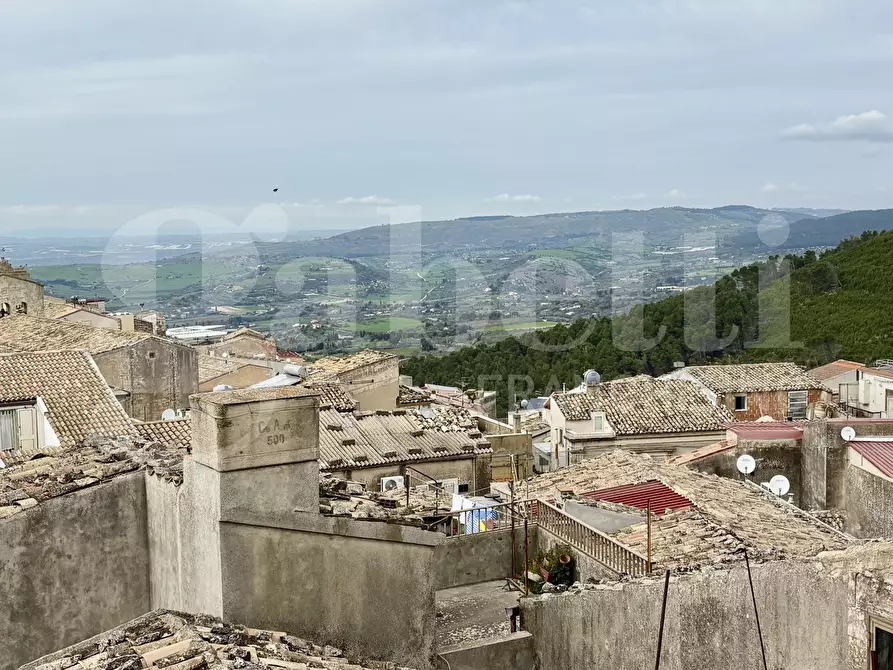 Immagine 20 di Casa indipendente in vendita  in Via Castello, 25 a Chiaramonte Gulfi