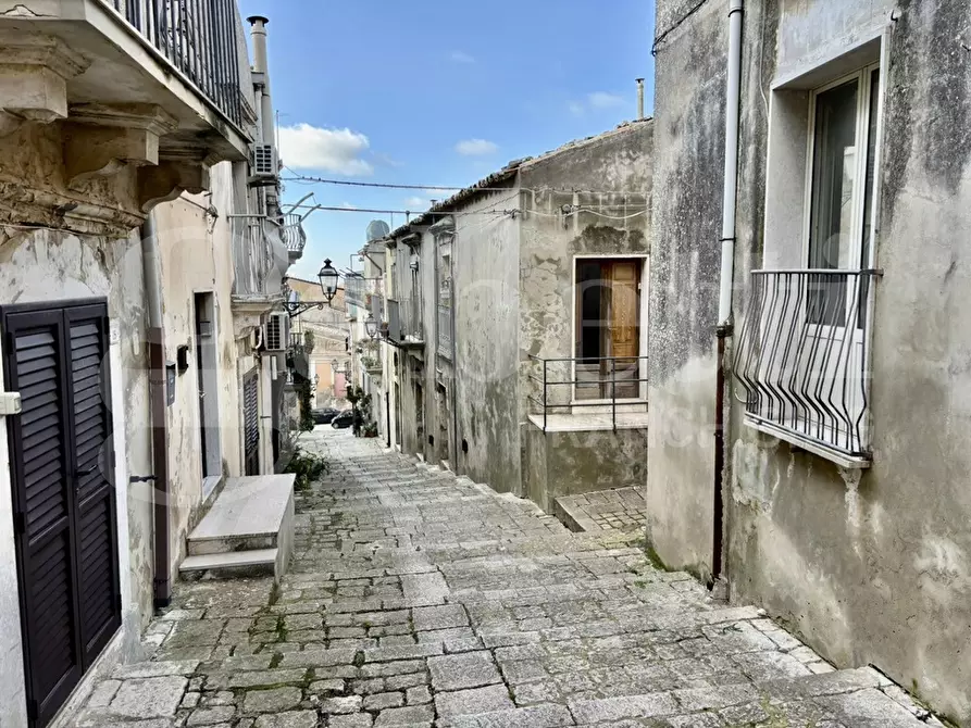 Immagine 15 di Casa indipendente in vendita  in Via Castello, 25 a Chiaramonte Gulfi