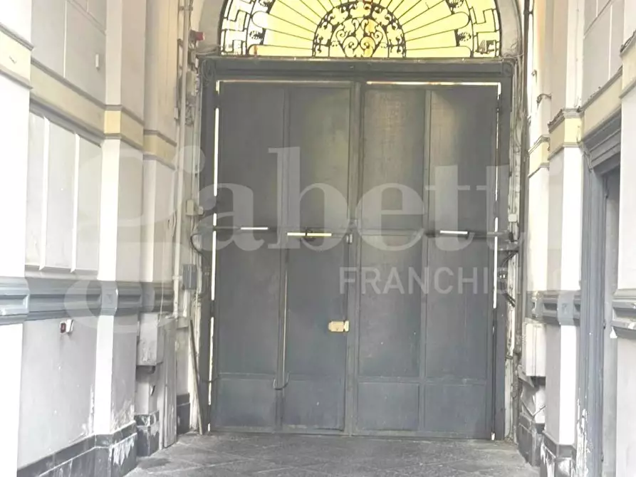 Immagine 18 di Appartamento in vendita  in Via San Carlo Alle Mortelle a Napoli
