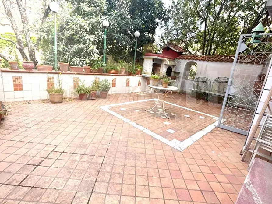 Immagine 13 di Appartamento in vendita  in Via San Carlo Alle Mortelle a Napoli