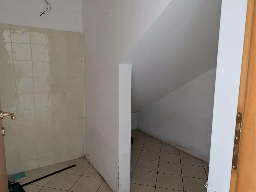 Immagine 5 di Negozio in vendita  in Via Boscochiaro Via Chiara Rovelli, 3 a Cavarzere