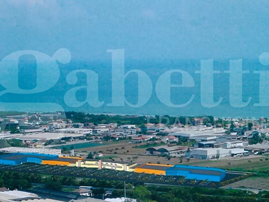 Immagine 6 di Terreno residenziale in vendita  in Strada Statale 16, 0 a Martinsicuro