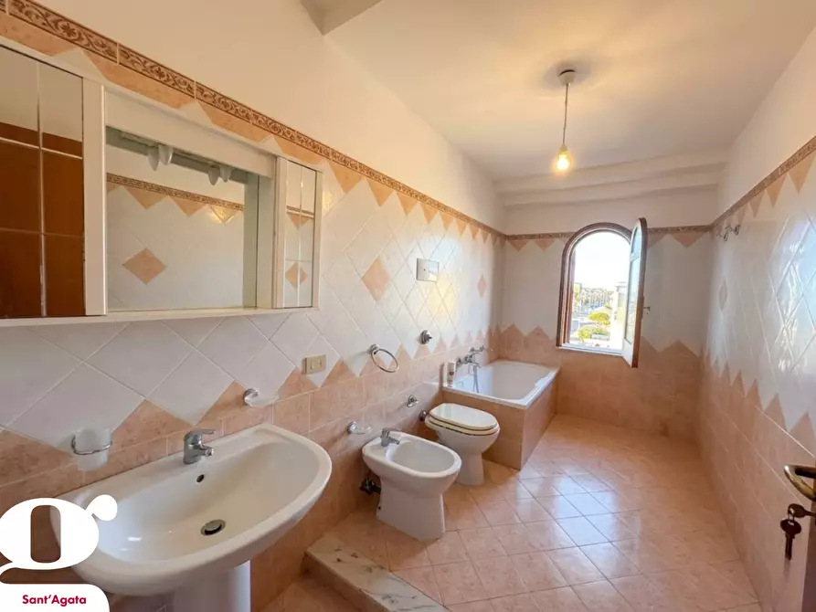 Immagine 9 di Appartamento in vendita  in Via TRAZZERA MARINA, 683 a Capo D'orlando