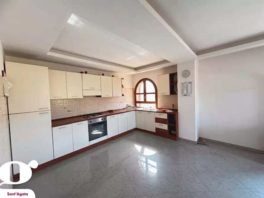 Immagine 3 di Appartamento in vendita  in Via TRAZZERA MARINA, 683 a Capo D'orlando