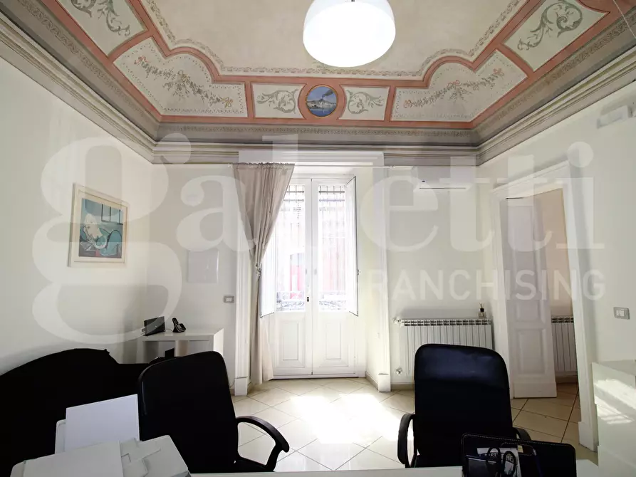 Immagine 2 di Ufficio in vendita  in Via Firenze, 68 a Aci Castello