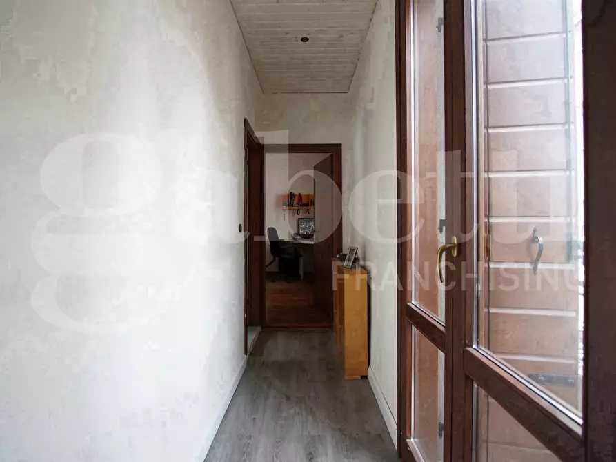 Immagine 11 di Casa bifamiliare in vendita  in Via Tevere, . a Venezia