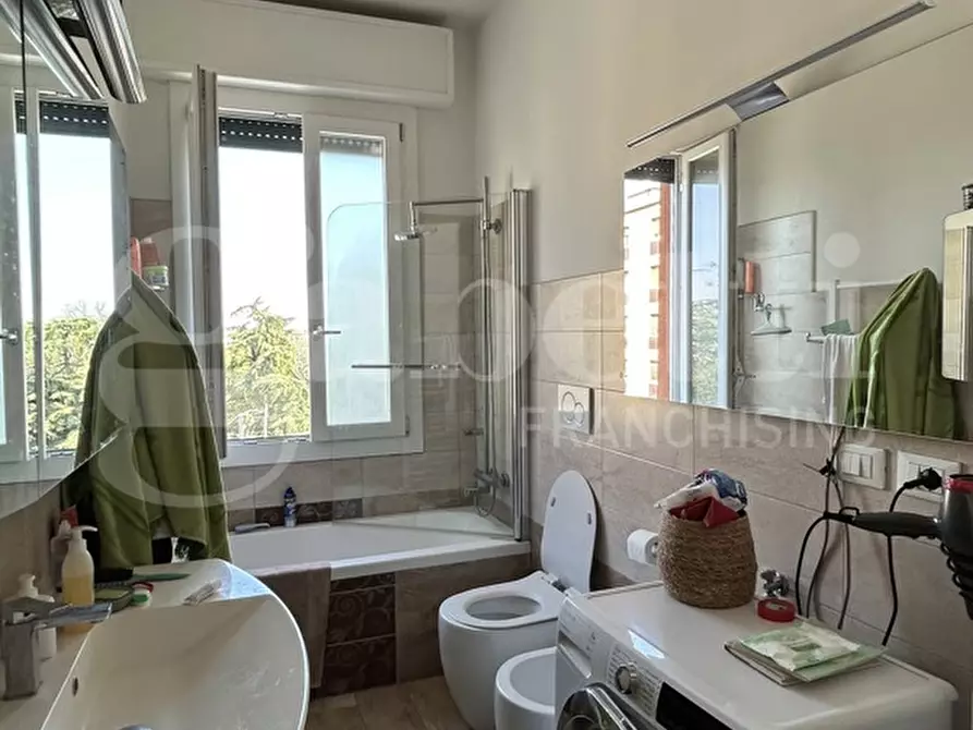Immagine 14 di Appartamento in vendita  in Via Filippo Beroaldo a Bologna