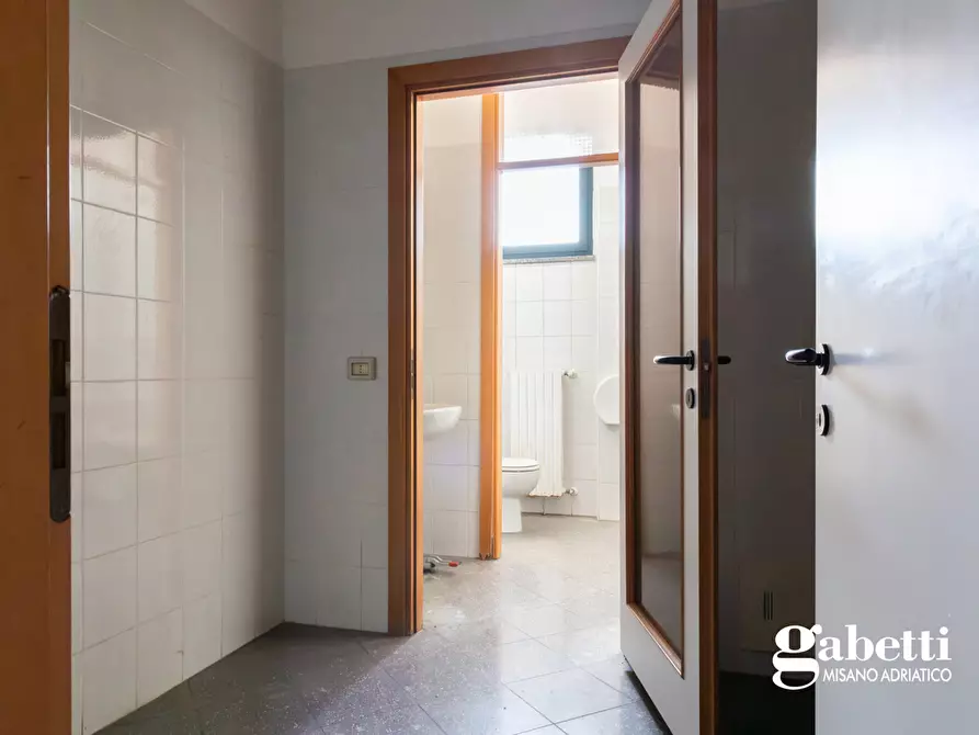 Immagine 11 di Capannone industriale in vendita  in Via Pennabilli, 6 a Riccione