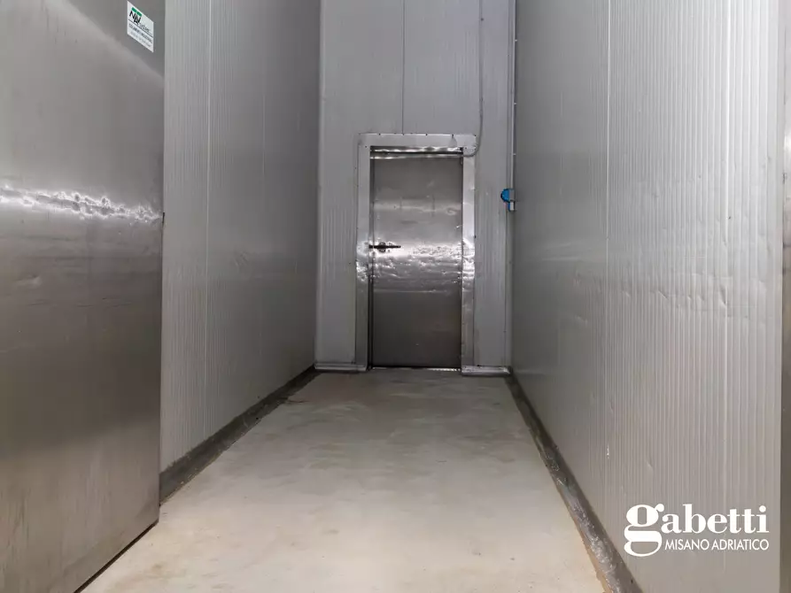 Immagine 19 di Capannone industriale in vendita  in Via Pennabilli, 6 a Riccione